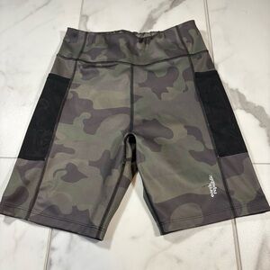 Earth Republic Camo Biker Shorts Mesh Pockets Women Size Mediuam